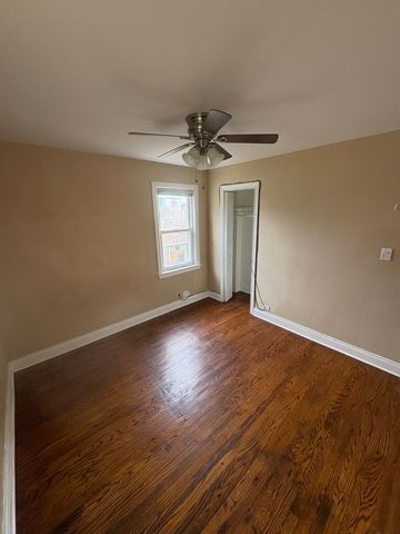 7801 S Winchester Avenue, Chicago, IL 60620