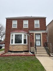 7801 S Winchester Avenue, Chicago, IL 60620