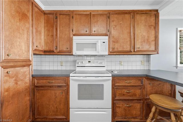 7950 Dull Road, Clemmons, NC 27012