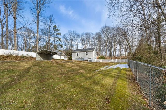 7950 Dull Road, Clemmons, NC 27012