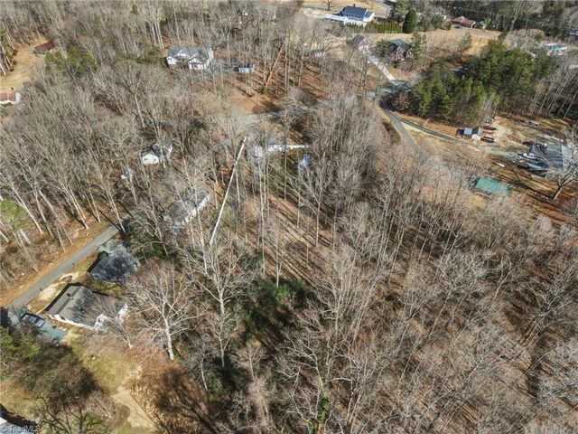 7950 Dull Road, Clemmons, NC 27012