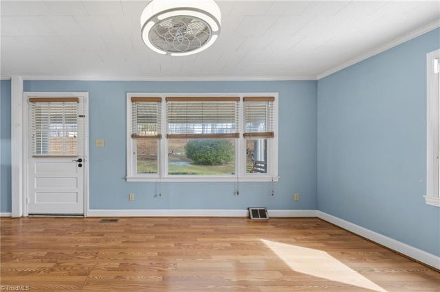 7950 Dull Road, Clemmons, NC 27012