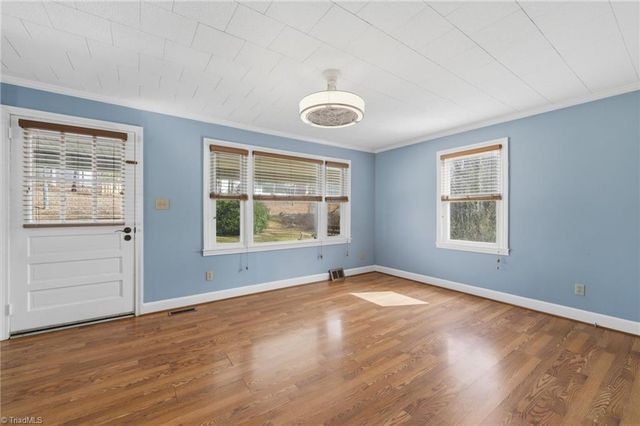 7950 Dull Road, Clemmons, NC 27012