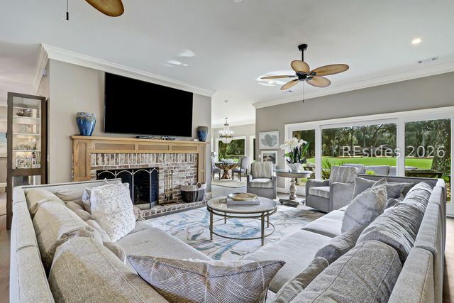 14 Ridgewood Ln, Hilton Head Island, SC 29928