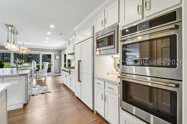 14 Ridgewood Ln, Hilton Head Island, SC 29928