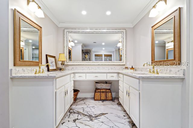 14 Ridgewood Ln, Hilton Head Island, SC 29928