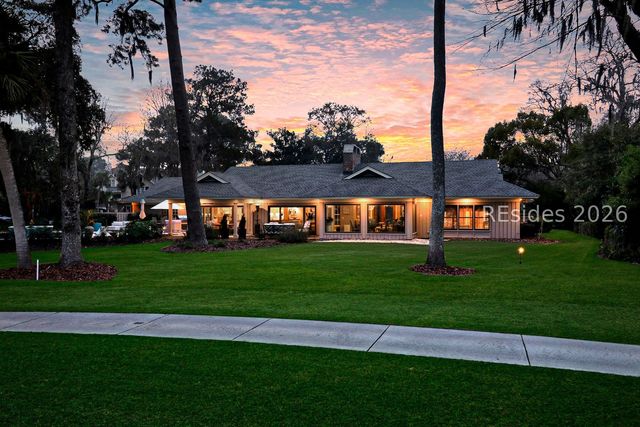 14 Ridgewood Ln, Hilton Head Island, SC 29928