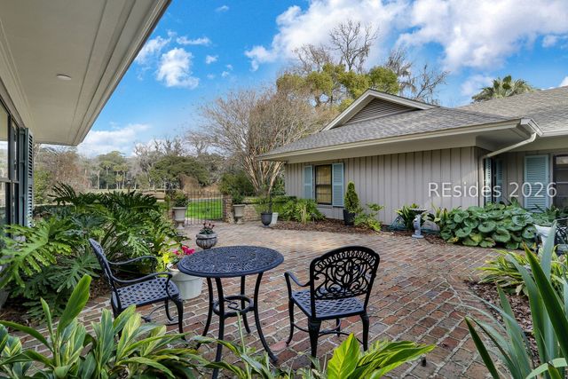 14 Ridgewood Ln, Hilton Head Island, SC 29928