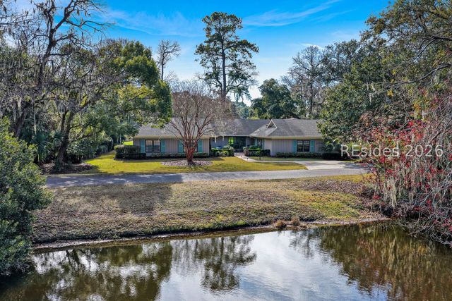 14 Ridgewood Ln, Hilton Head Island, SC 29928