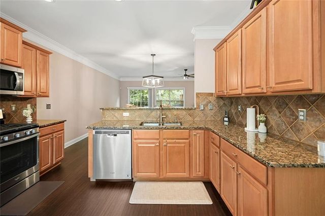 5243 Wellsley Bend, Alpharetta, GA 30005