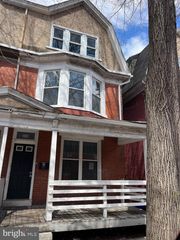 339 CHESTNUT ST #2, Pottstown, PA 19464