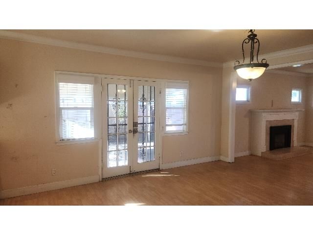 718 E Clinton Avenue, Fresno, CA 93704