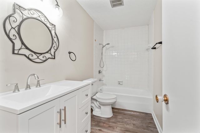 2 Hondo Lane, Hot Springs Village, AR 71909