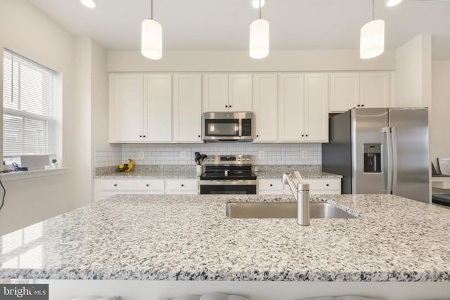 51 SHORT BRANCH DR, Ranson, WV 25438