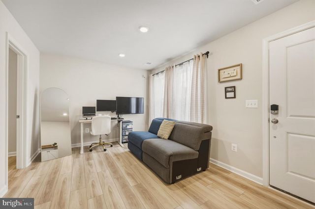 51 SHORT BRANCH DR, Ranson, WV 25438