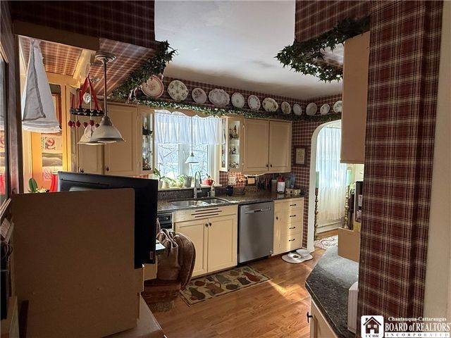 164 Linwood Avenue, Jamestown, NY 14701