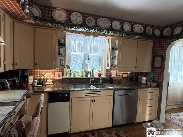 164 Linwood Avenue, Jamestown, NY 14701