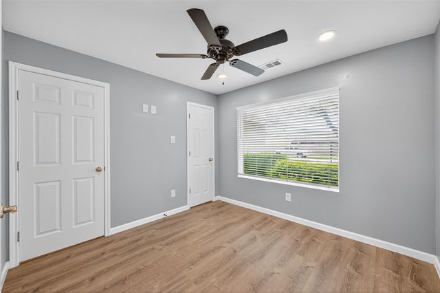 10106 Shadow Pine Drive, Houston, TX 77070