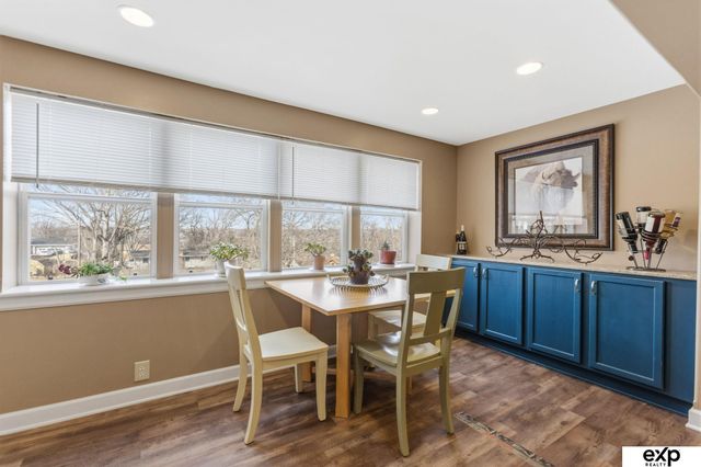 204 Hillcrest Avenue, Bellevue, NE 68005