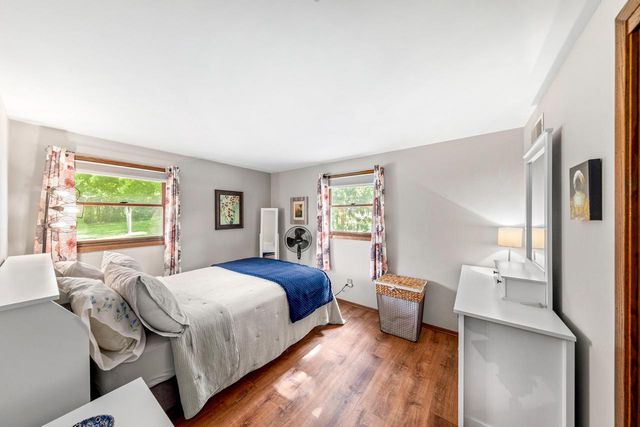 S74W26260 Green Mountain DRIVE, Waukesha, WI 53189