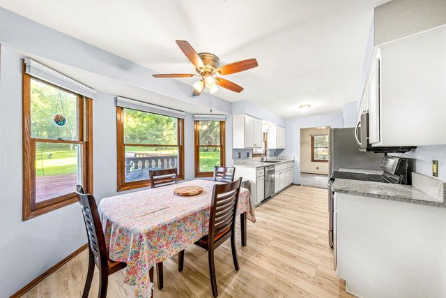 S74W26260 Green Mountain DRIVE, Waukesha, WI 53189