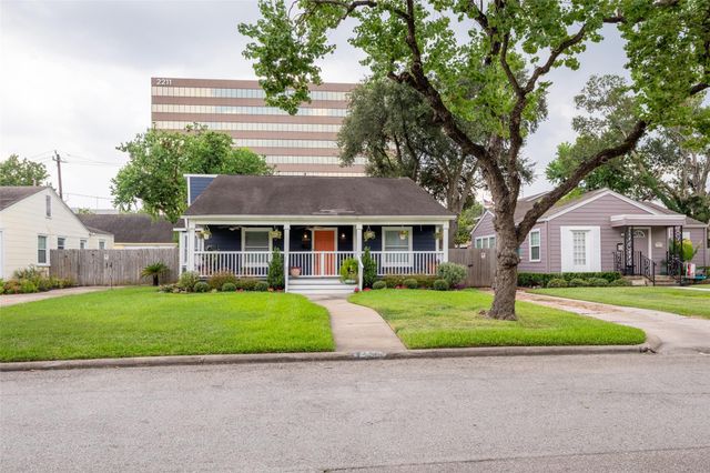 2209 Portsmouth Street, Houston, TX 77098