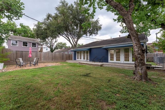 2209 Portsmouth Street, Houston, TX 77098