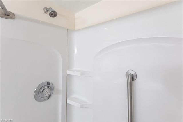 6775 Lake McGregor CIR, Fort Myers, FL 33919