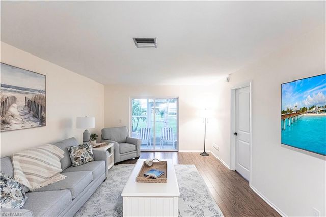 6775 Lake McGregor CIR, Fort Myers, FL 33919