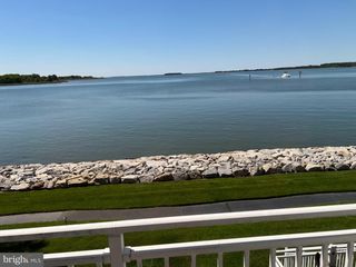 1401 OYSTER COVE DR, Grasonville, MD 21638
