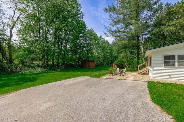 12133 Snow Road, Burton, OH 44021