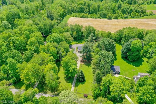 12133 Snow Road, Burton, OH 44021