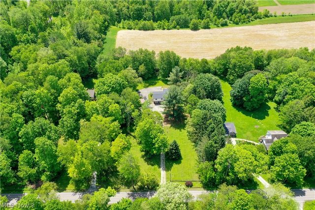 12133 Snow Road, Burton, OH 44021