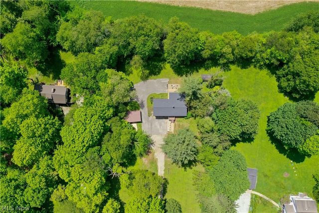 12133 Snow Road, Burton, OH 44021