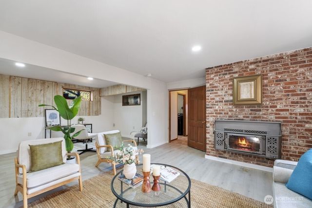 160 S 120th Street, Burien, WA 98168