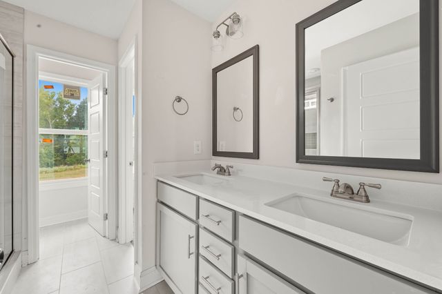 164 Leitrim Dr, Clarksville, TN 37042