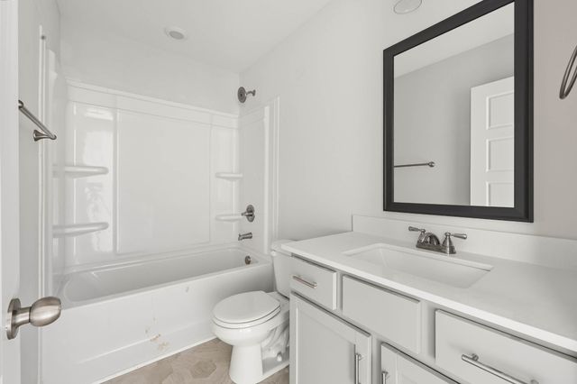 164 Leitrim Dr, Clarksville, TN 37042