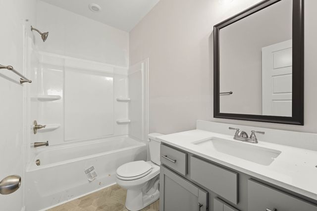 164 Leitrim Dr, Clarksville, TN 37042