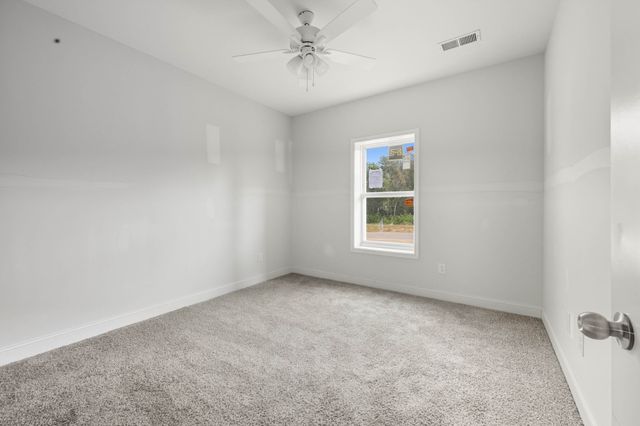 164 Leitrim Dr, Clarksville, TN 37042