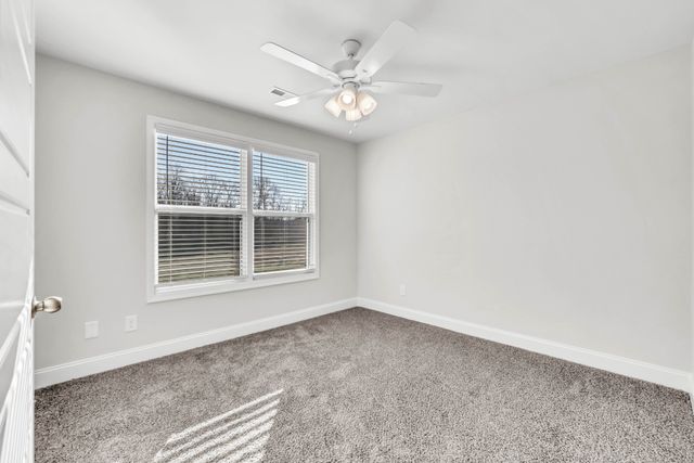 164 Leitrim Dr, Clarksville, TN 37042