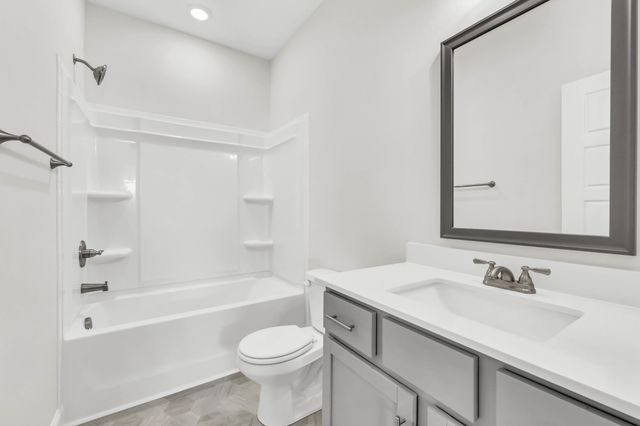 164 Leitrim Dr, Clarksville, TN 37042