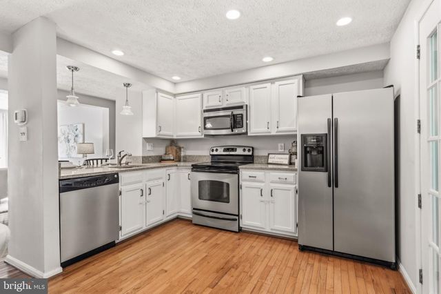 1657 FIELDTHORN DR, Reston, VA 20194