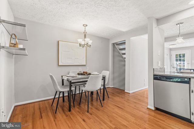 1657 FIELDTHORN DR, Reston, VA 20194