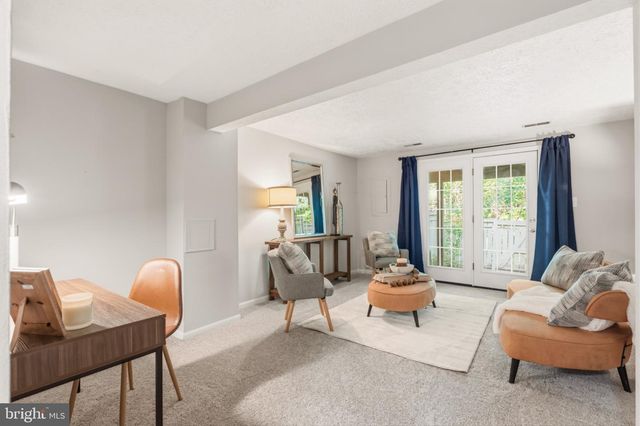 1657 FIELDTHORN DR, Reston, VA 20194