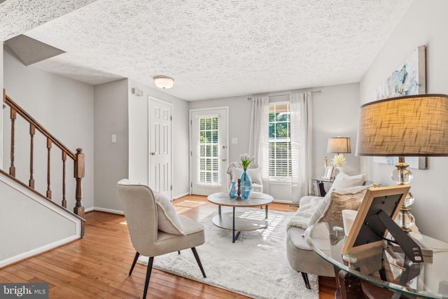 1657 FIELDTHORN DR, Reston, VA 20194