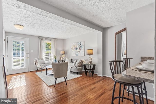 1657 FIELDTHORN DR, Reston, VA 20194