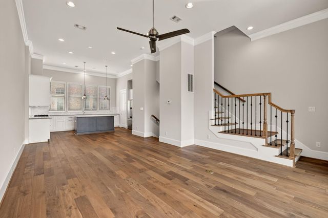 8711 Oak Kolbe Lane, Houston, TX 77080