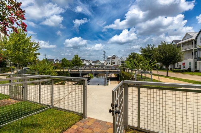 8711 Oak Kolbe Lane, Houston, TX 77080