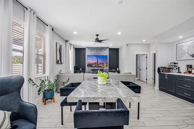 10109 STRATFORD POINTE AVENUE, Orlando, FL 32832