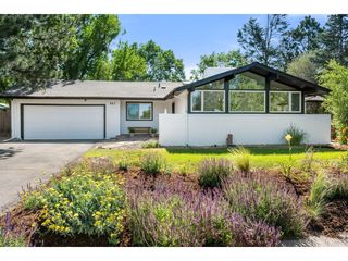 903 Cypress Dr, Boulder, CO 80303